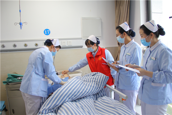 襄州区人民医院举办2021年度护理技能大赛