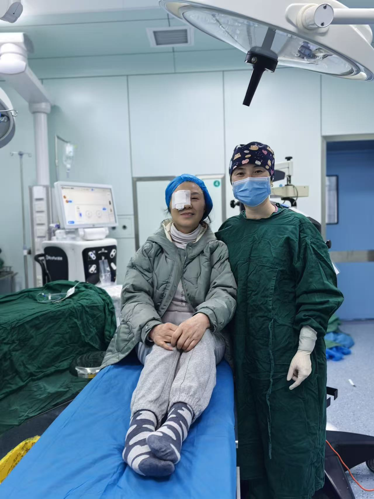 援外女医生回国后,给妈妈做了一场“最怕”的手术 援外女医生回国后,给妈妈做了一场“最怕”的手术