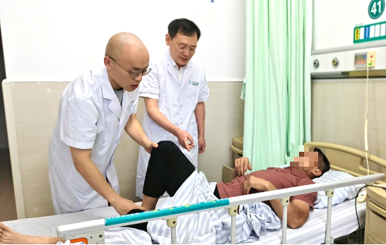 荆楚网 | 12345热线转来表扬工单!点赞襄阳医者暖心服务 荆楚网 | 12345热线转来表扬工单!点赞襄阳医者暖心服务